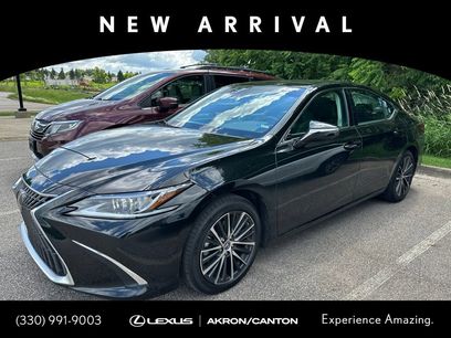 Used 2023 Lexus ES 350 w/ Premium Package