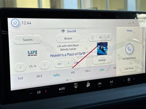 Used 2025 Ford Maverick Lobo image 15