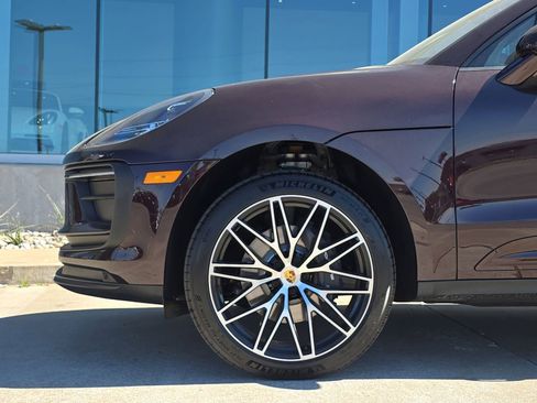 New 2026 Porsche Macan AWD/4WD image 11