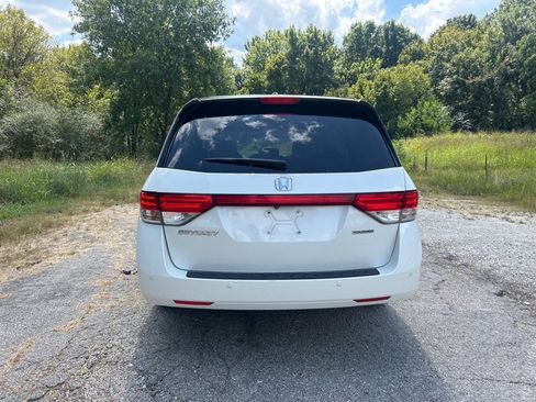 Used 2017 Honda Odyssey Touring image 4