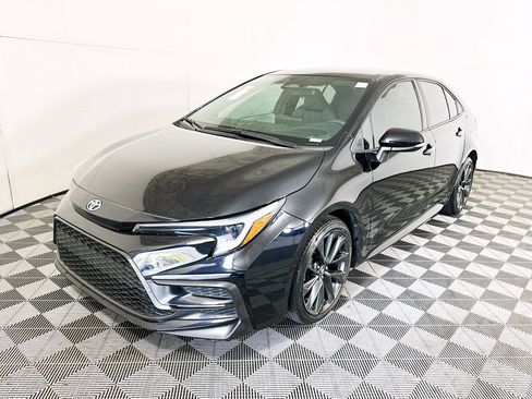 Used 2024 Toyota Corolla SE FWD image 7