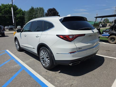Used 2022 Acura MDX SH-AWD w/ Advance Package image 6
