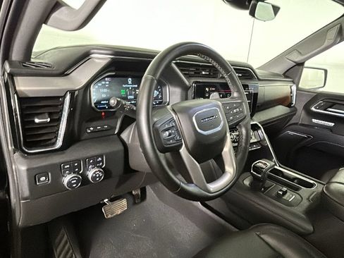 Used 2024 GMC Sierra 1500 Denali w/ Denali Reserve Package AWD/4WD image 16