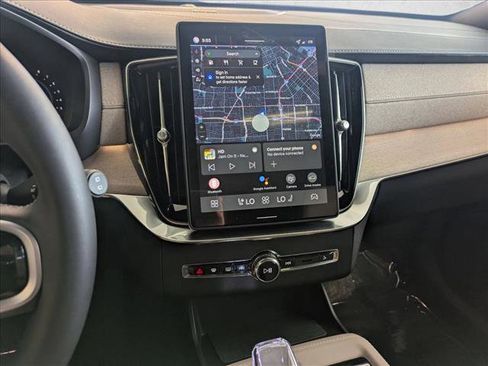 New 2026 Volvo XC90 B6 Plus w/ Protection Package image 14