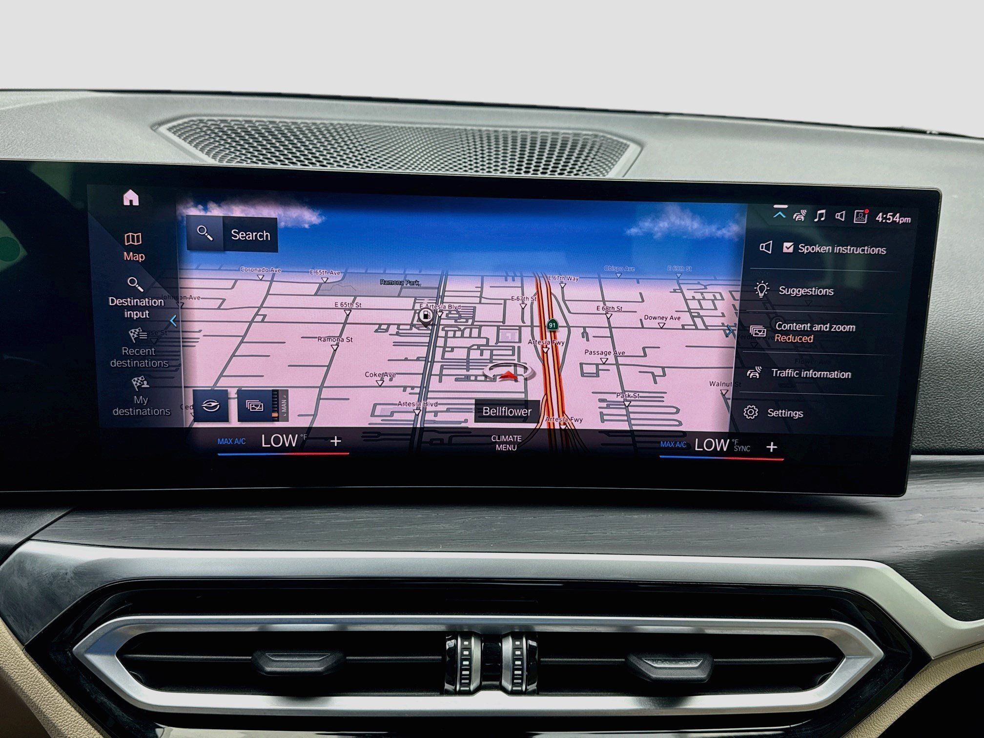 Used 2024 BMW 330i Sedan w/ Convenience Package RWD image 9