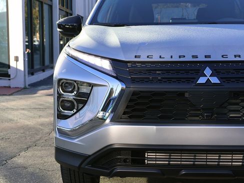New 2025 Mitsubishi Eclipse Cross LE image 11