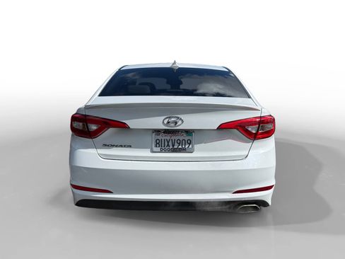 Used 2015 Hyundai Sonata SE w/ Option Group 09 FWD image 4