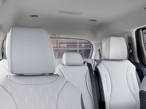 New 2026 Kia Carnival EX image 28