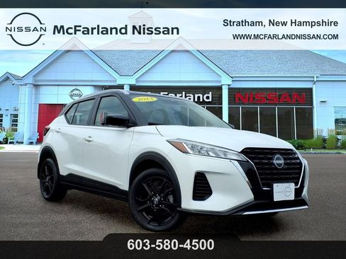 Certified 2023 Nissan Kicks SV FWD image 1