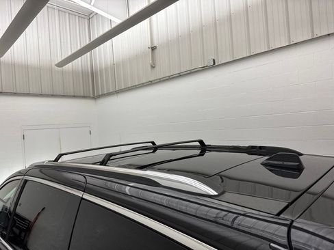 Used 2020 Chrysler Pacifica Limited FWD image 13
