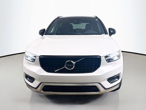 Used 2021 Volvo XC40 T5 R-Design AWD/4WD image 2