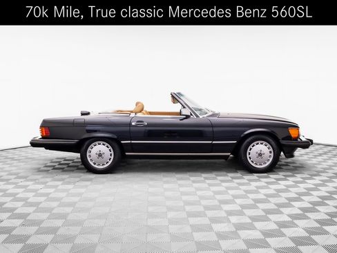 Used 1987 Mercedes-Benz 560 SL image 7