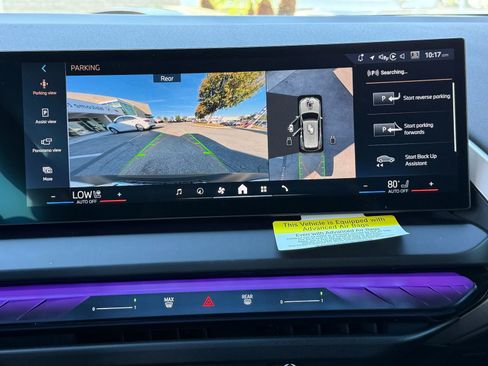 Used 2025 BMW X3 xDrive30i w/ Premium Package image 31