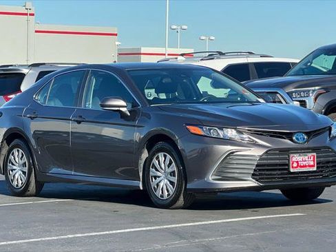 Certified 2023 Toyota Camry LE image 5