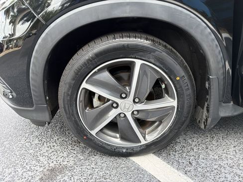 Certified 2022 Honda HR-V EX-L image 30