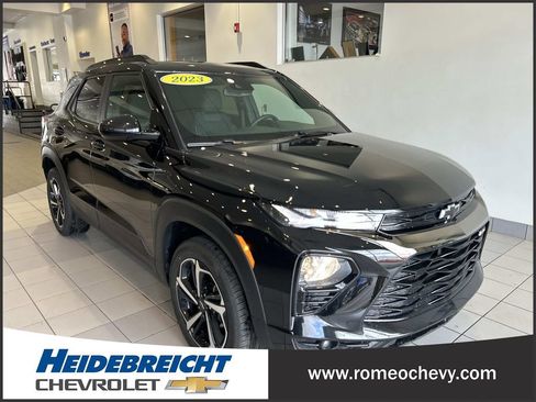 Certified 2023 Chevrolet TrailBlazer RS w/ Convenience Package image 1