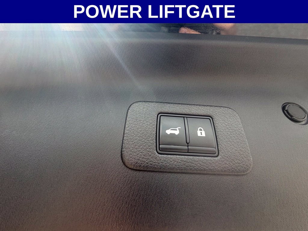 Used 2022 Nissan Armada SL w/ Captain's Chairs Package RWD image 14