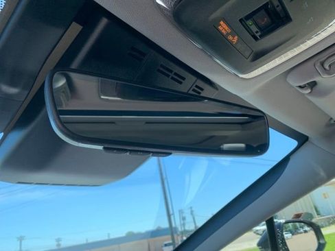 New 2026 Toyota Prius XLE FWD image 19