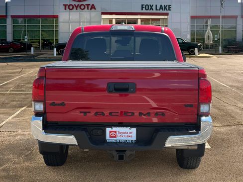 Used 2019 Toyota Tacoma SR5 AWD/4WD image 4