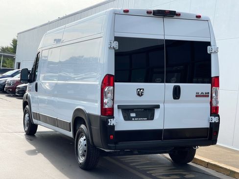 Used 2022 RAM ProMaster 2500 FWD image 5