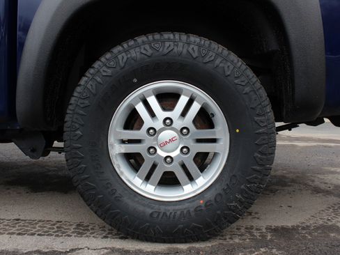 Used 2012 GMC Canyon SLE image 41