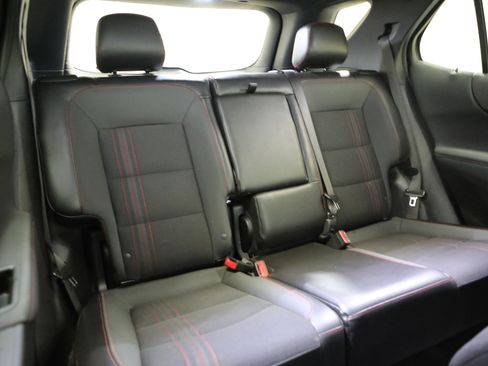 Used 2022 Chevrolet Equinox RS w/ LPO, Floor Liner Package image 10