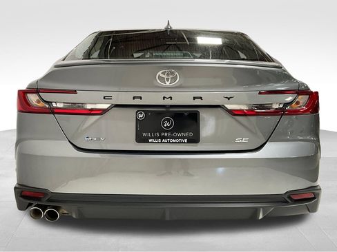 Used 2026 Toyota Camry SE FWD image 6