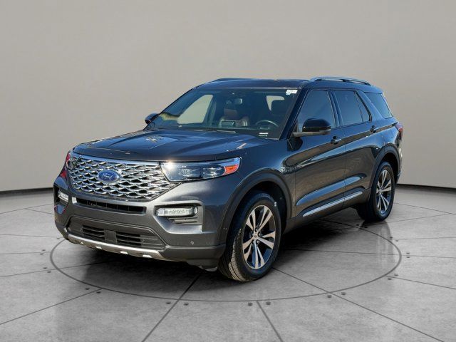 Certified 2020 Ford Explorer Platinum w/ Premium Technology Package AWD/4WD image 3