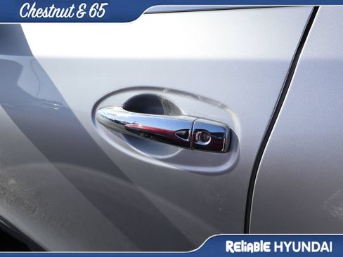 Used 2020 Nissan Rogue SV AWD/4WD image 23