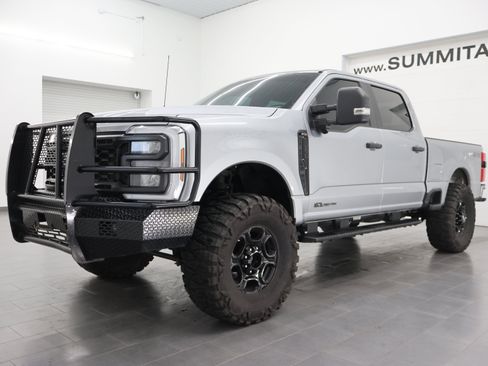 Used 2024 Ford F250 XL w/ STX Appearance Package AWD/4WD image 7