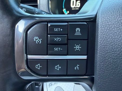 Used 2021 Ford F150 Platinum w/ FX4 Off-Road Package AWD/4WD image 30