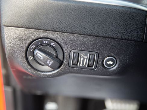 Used 2019 Dodge Charger GT image 5