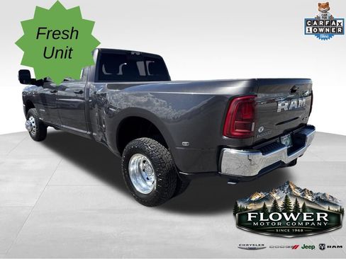 Used 2025 RAM 3500 Laramie w/ Max Tow Package AWD/4WD image 3