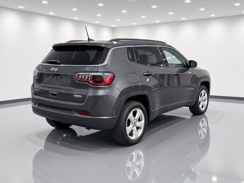 Used 2021 Jeep Compass Latitude AWD/4WD image 6