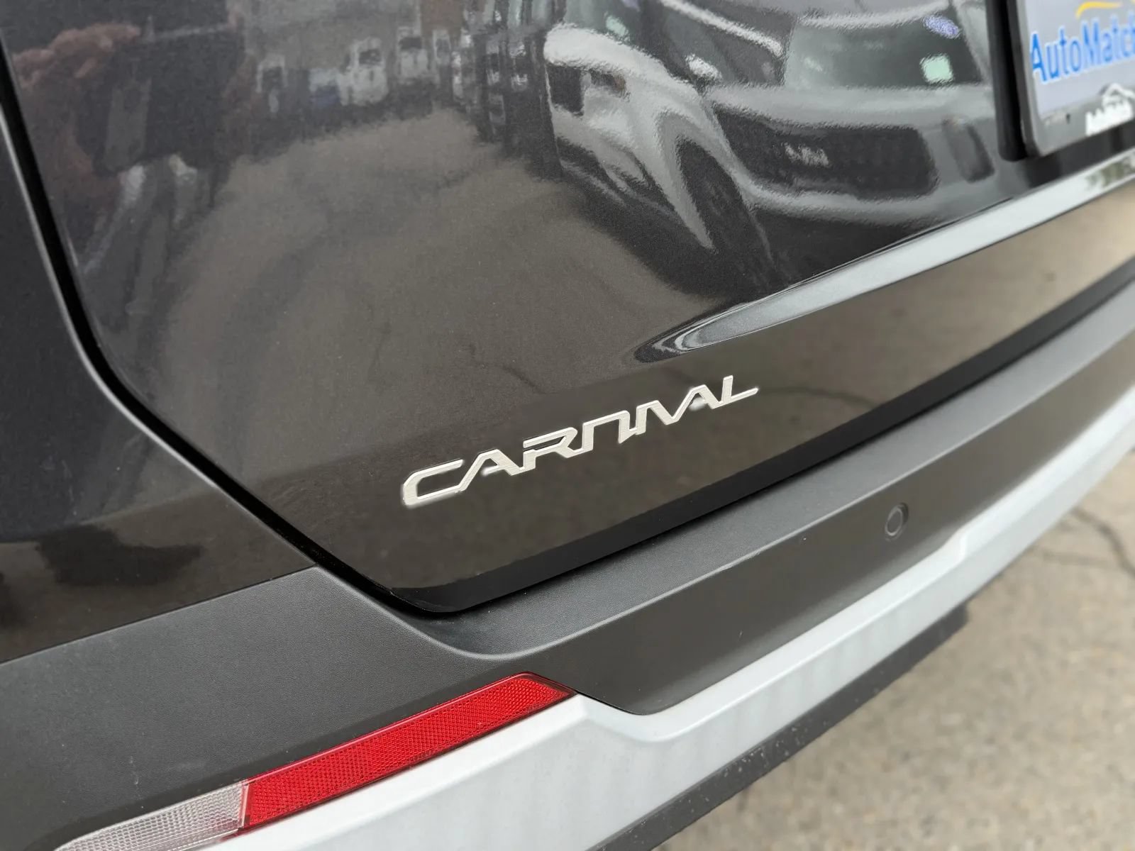 Used 2026 Kia Carnival FWD image 43