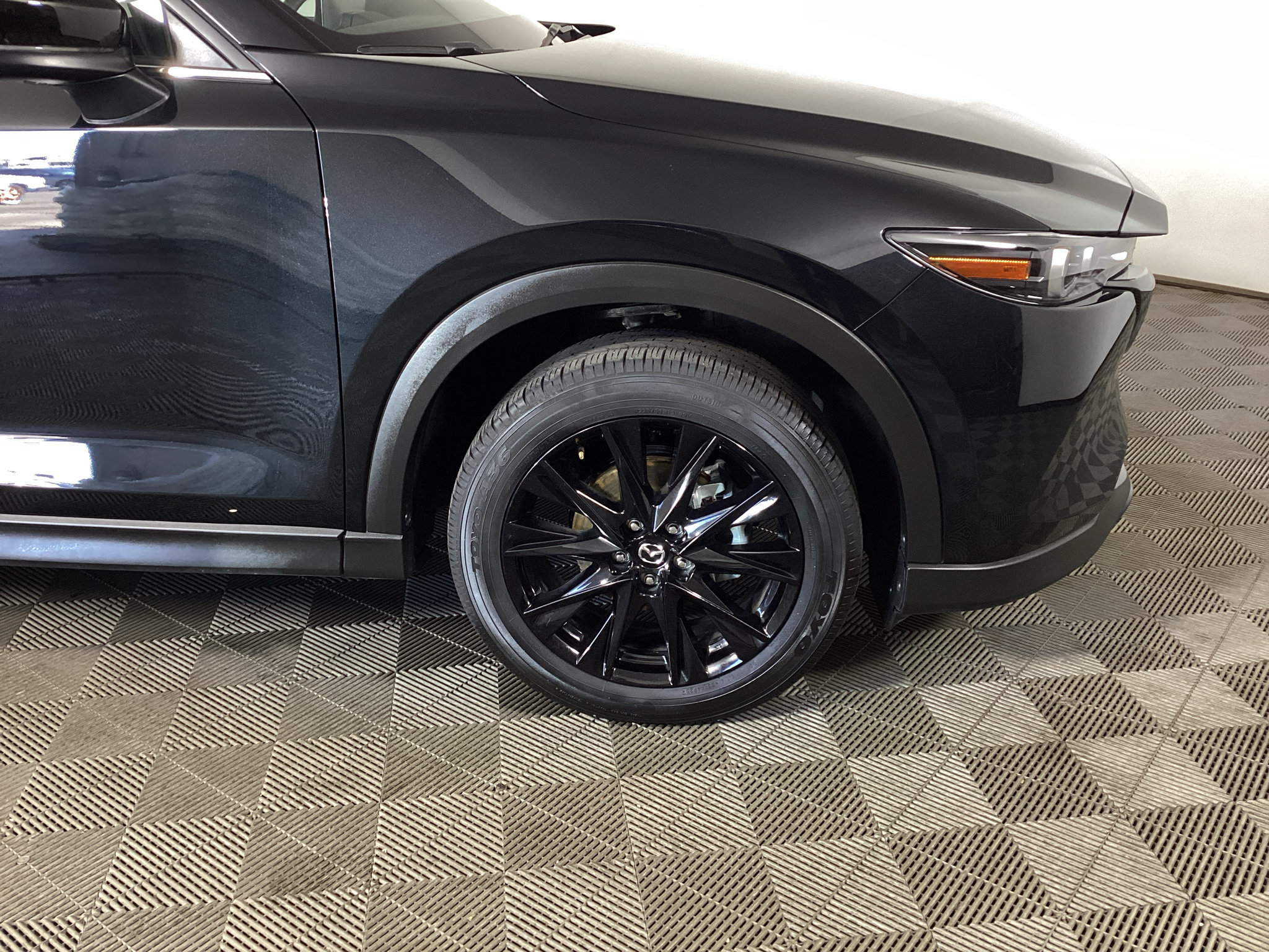 Used 2025 MAZDA CX-5 Carbon Edition AWD/4WD image 7
