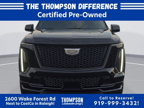 Used 2026 Cadillac Escalade V AWD/4WD image 8