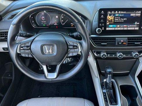 Certified 2018 Honda Accord EX-L image 13