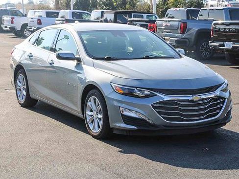 Used 2024 Chevrolet Malibu LT image 5