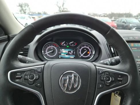 Used 2015 Buick Regal image 13