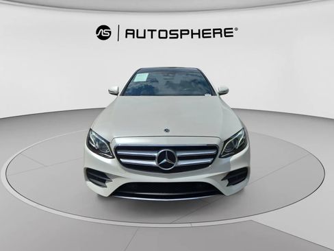 Used 2018 Mercedes-Benz E 300 image 2