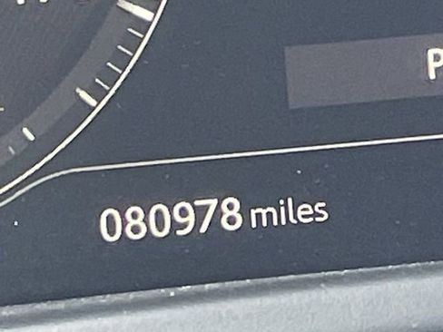 Used 2020 Jaguar F-PACE Checkered Flag image 8