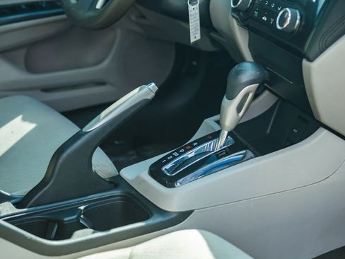 Used 2013 Honda Civic LX image 30