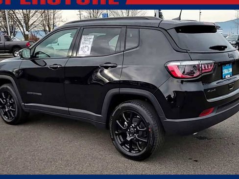 New 2026 Jeep Compass Latitude AWD/4WD image 6