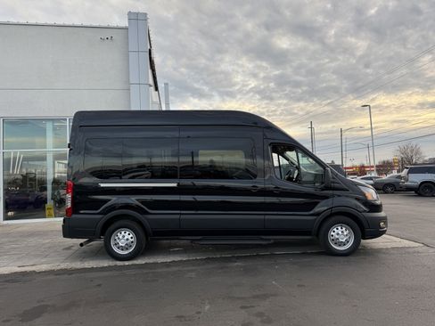 Used 2024 Ford Transit 350 XL image 7