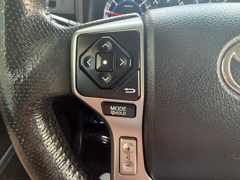 Used 2016 Toyota 4Runner SR5 image 27