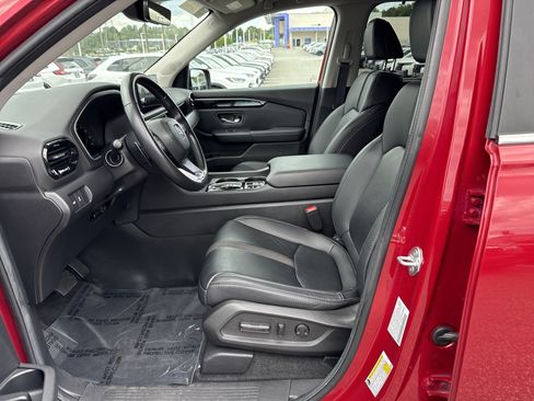 Used 2023 Honda Pilot EX-L image 3