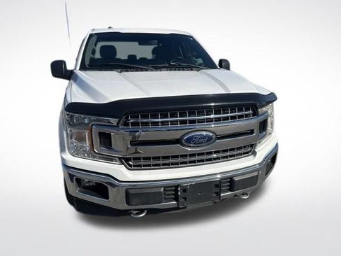 Used 2018 Ford F150 XLT w/ Equipment Group 302A Luxury AWD/4WD image 9