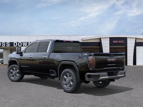 New 2026 GMC Sierra 2500 SLT AWD/4WD image 3