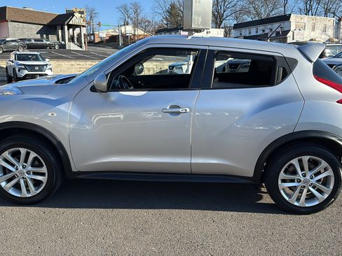 Used 2013 Nissan Juke SV image 4